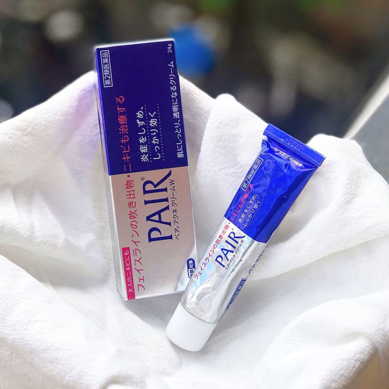 Kem Pair Acne W Cream là sản phẩm trị mụn nổi tiếng của Nhật Bản 