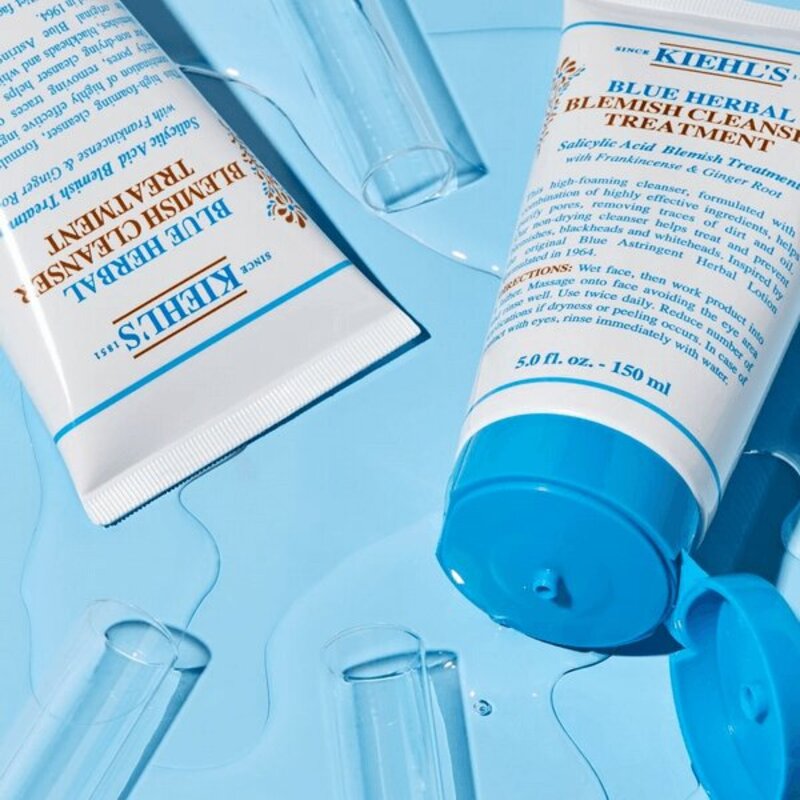Sữa rửa mặt trị mụn nội tiết cho nam Kiehl’s Blue Herbal Acne Cleanser