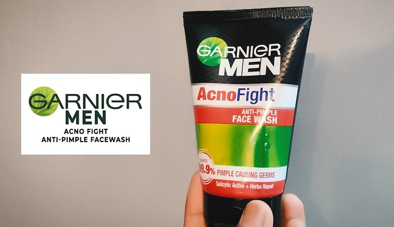 Sữa rửa mặt Garnier Men-Acno Fight có tác động lên 12 vấn đề về mụn